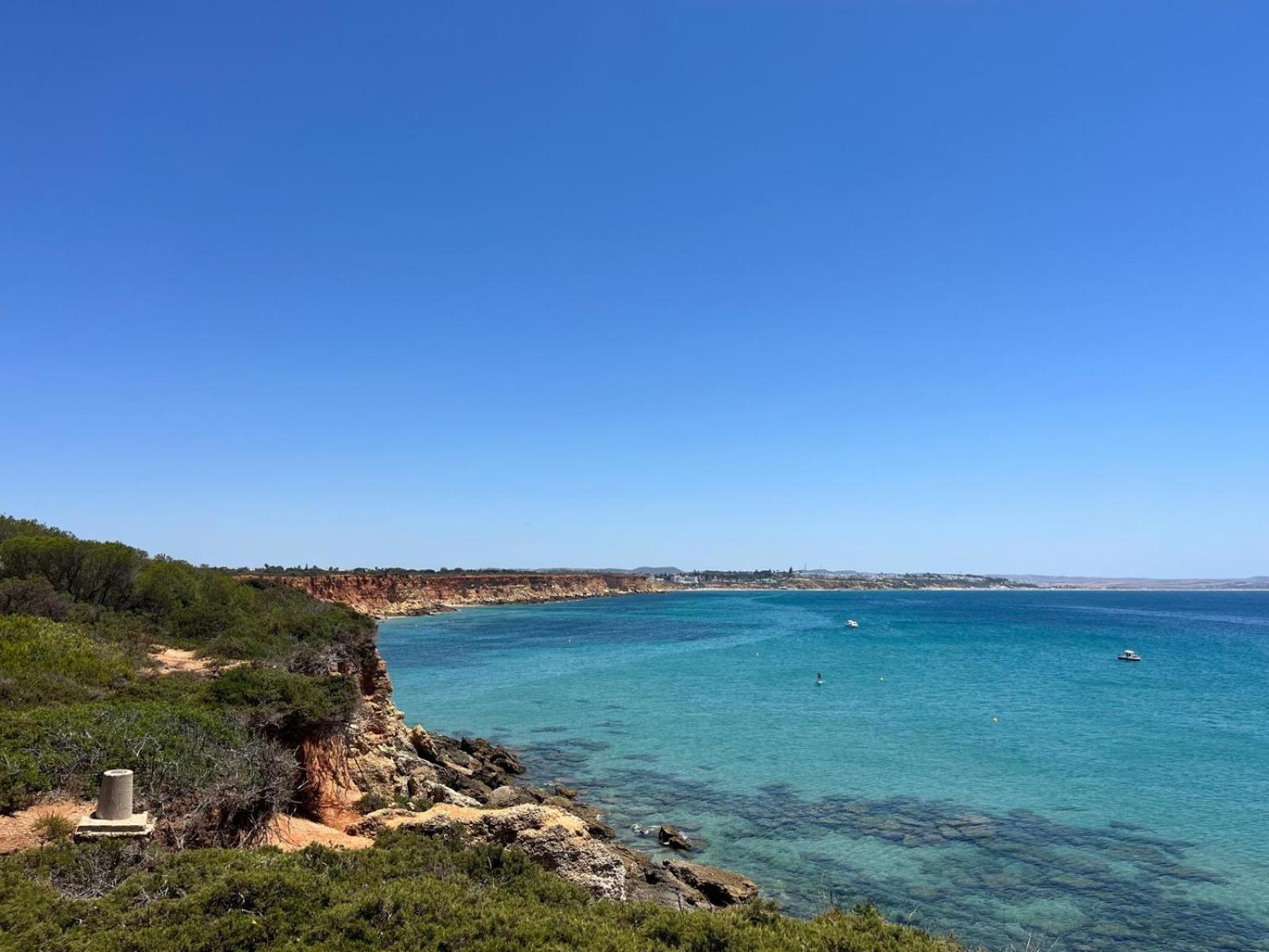 Apartamentos Alsa Conil Conil De La Frontera Bagian luar foto